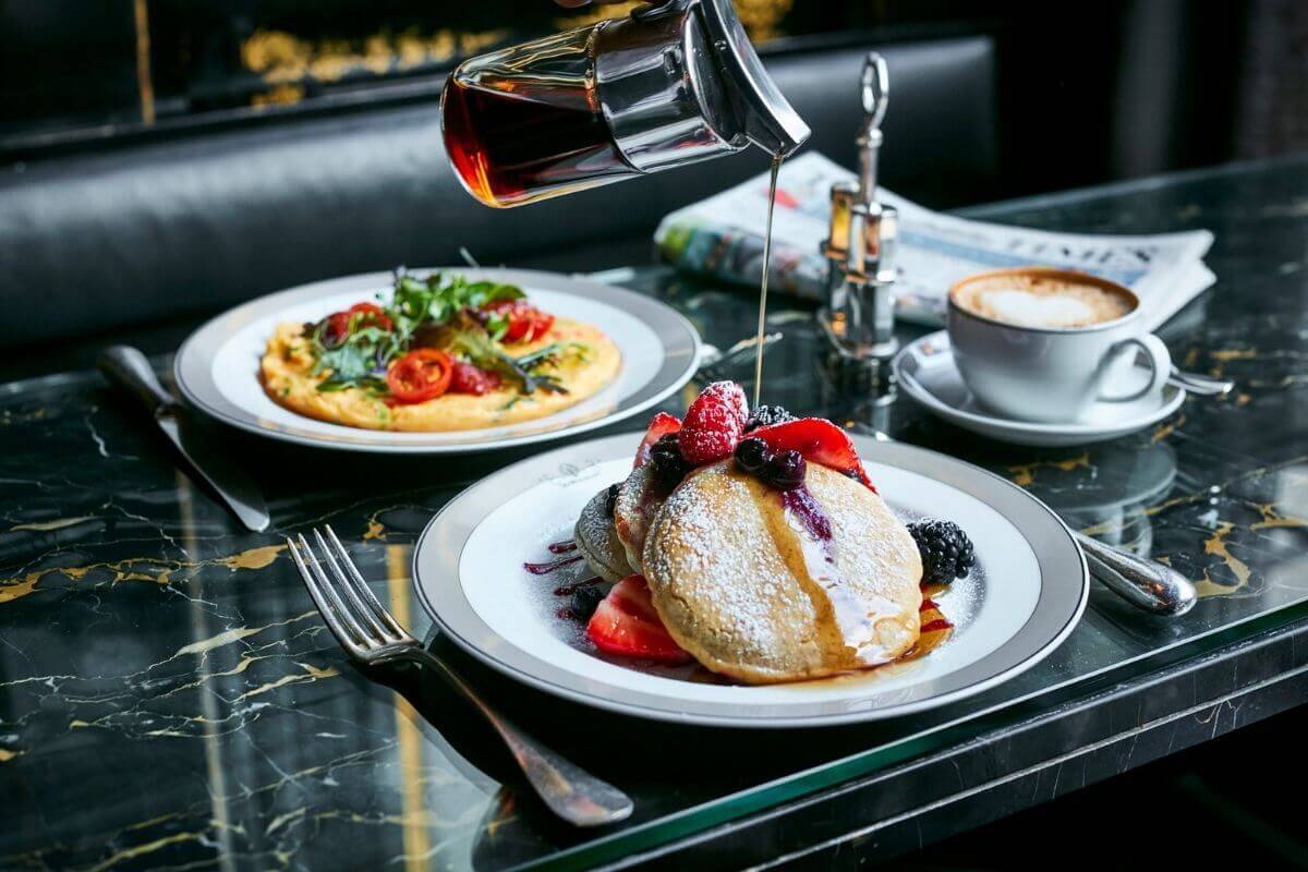 Breakfast in Mayfair The Wolseley, Piccadilly, London